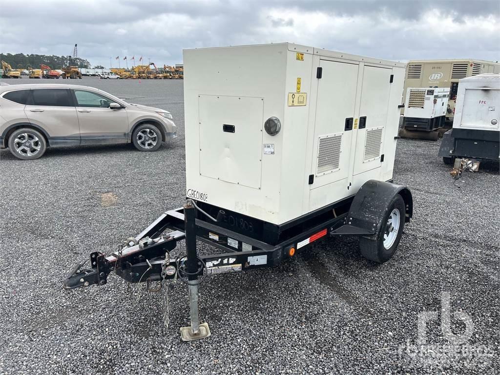 CAT XQ30N Dieselgeneraattorit
