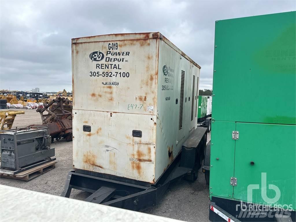 CAT XQ350 Dieselgeneraattorit