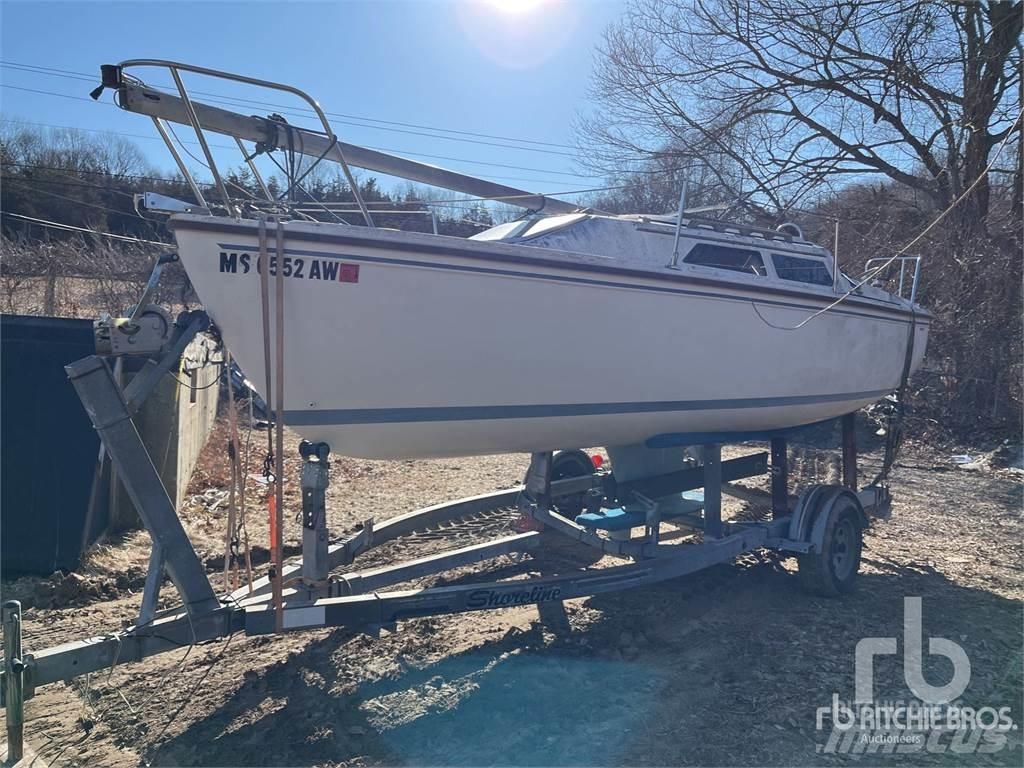  CATALINA C22 Veneet, proomut ja ponttoonit