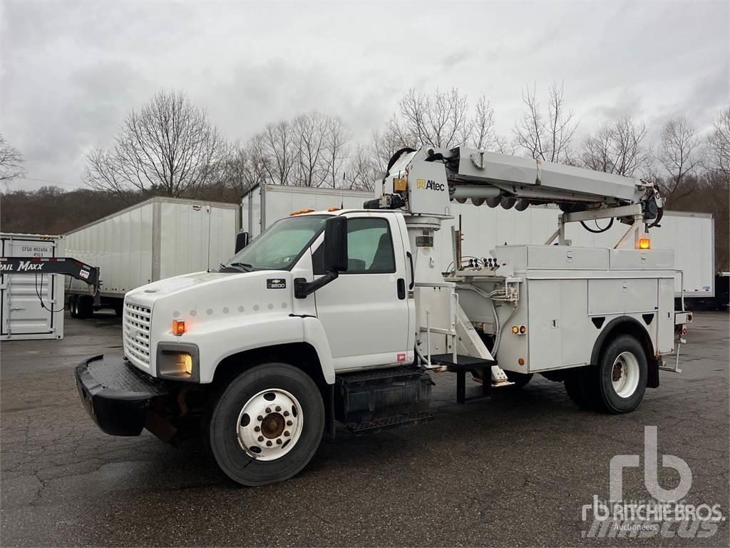 Chevrolet C8500 Kuorma-auto porauskalustolla