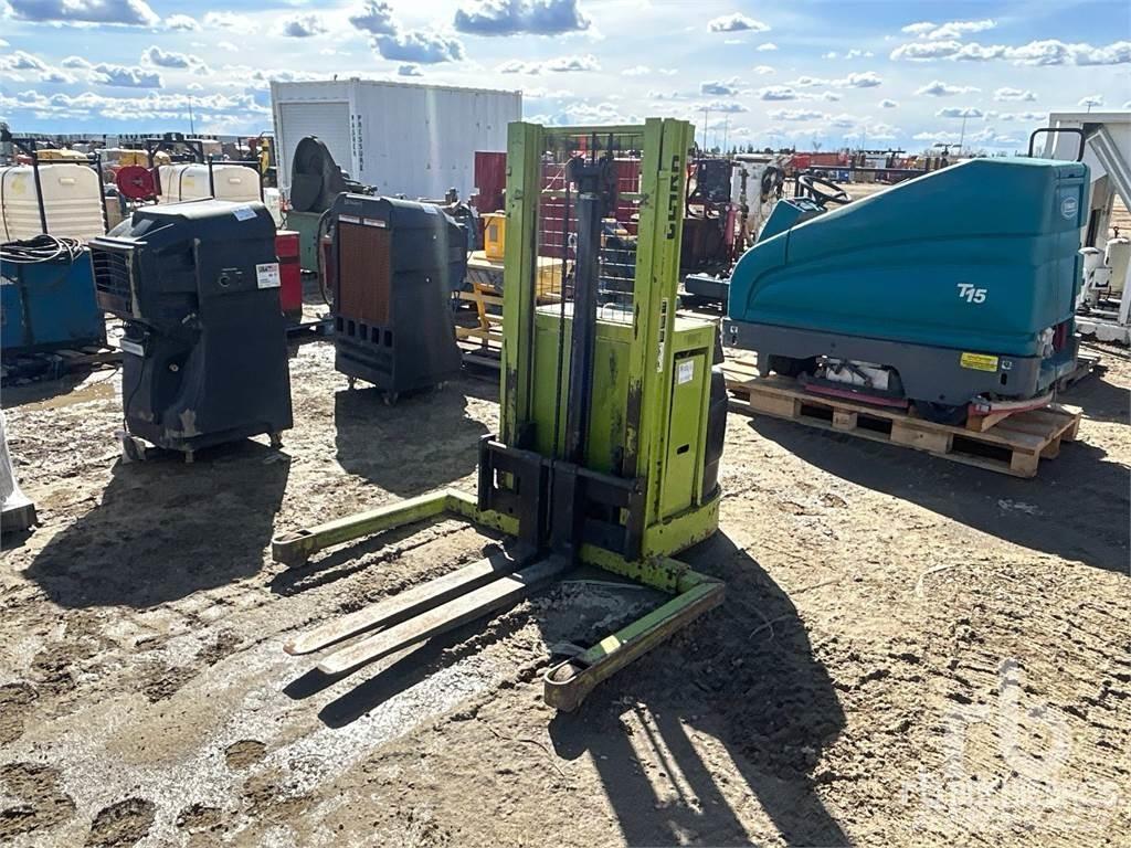 Clark CSM15 Sähkötrukit