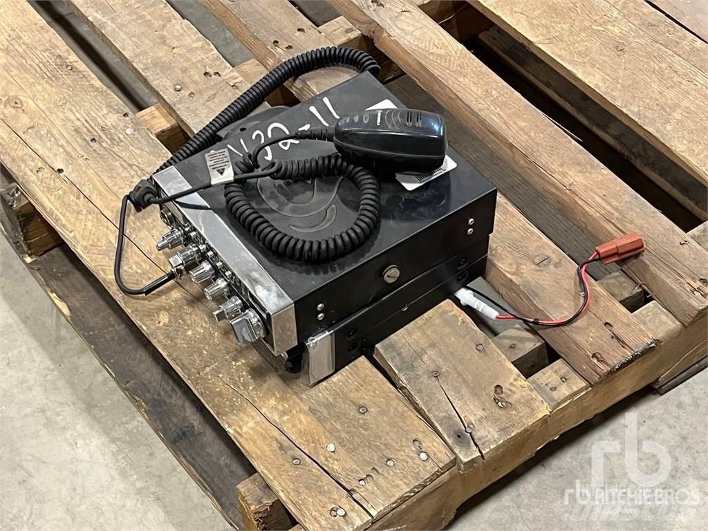 Cobra CB Muut