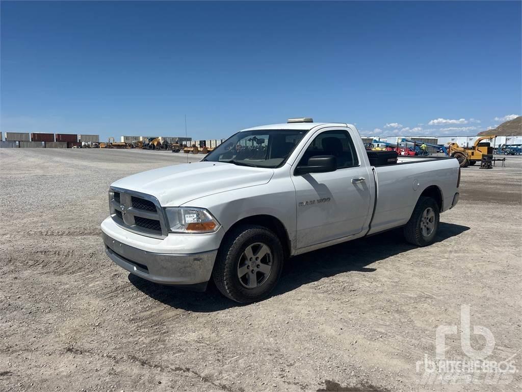 Dodge 1500 Tienhoitoautot