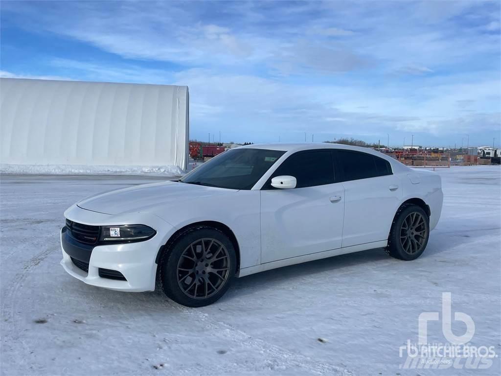 Dodge CHARGER Henkilöautot
