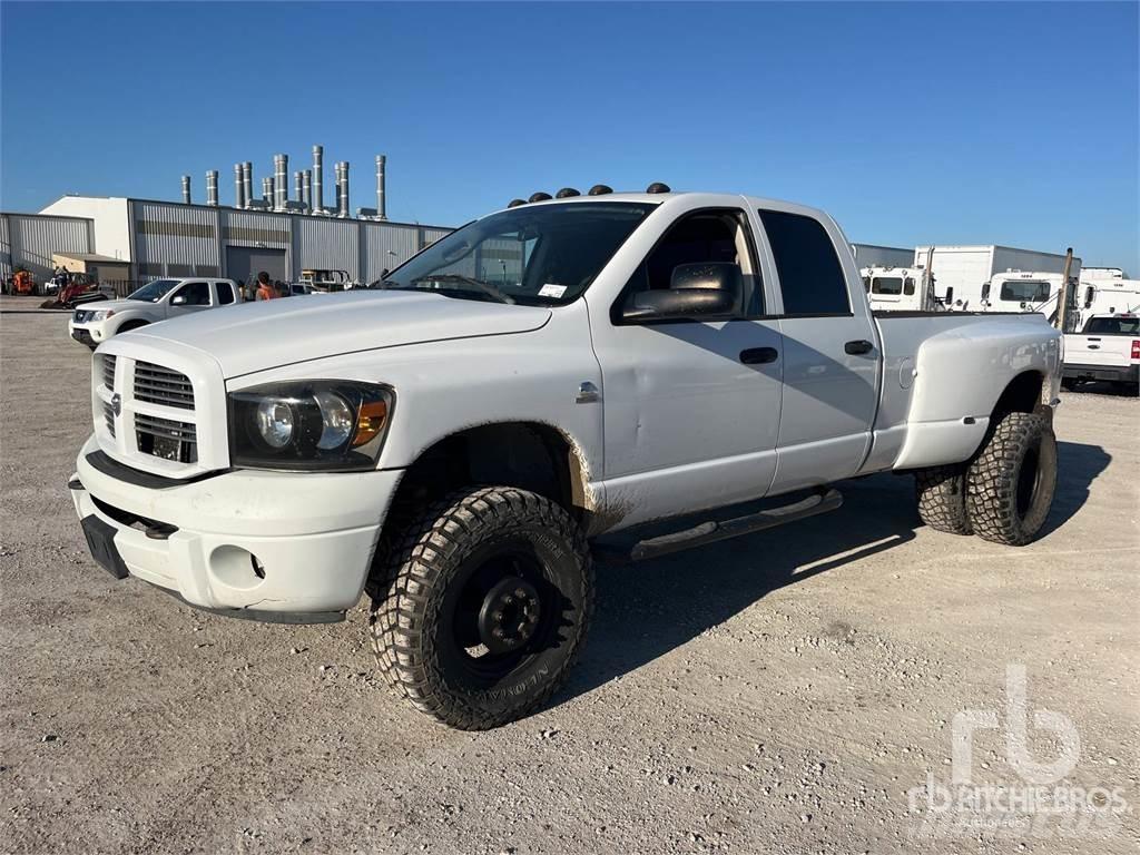 Dodge RAM 3500 Lava-autot