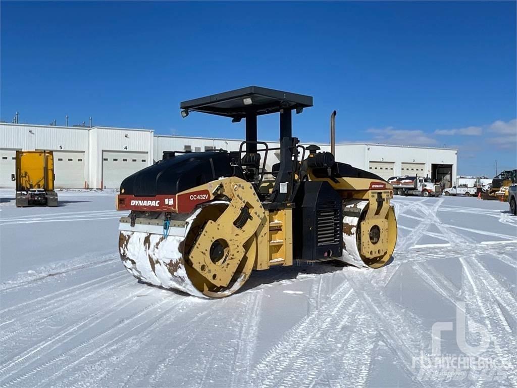 Dynapac CC432V Tandemjyrät