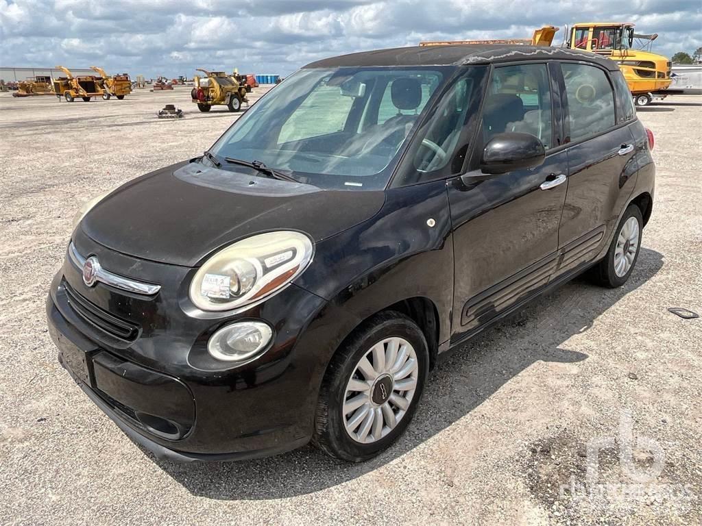 Fiat 500L Henkilöautot