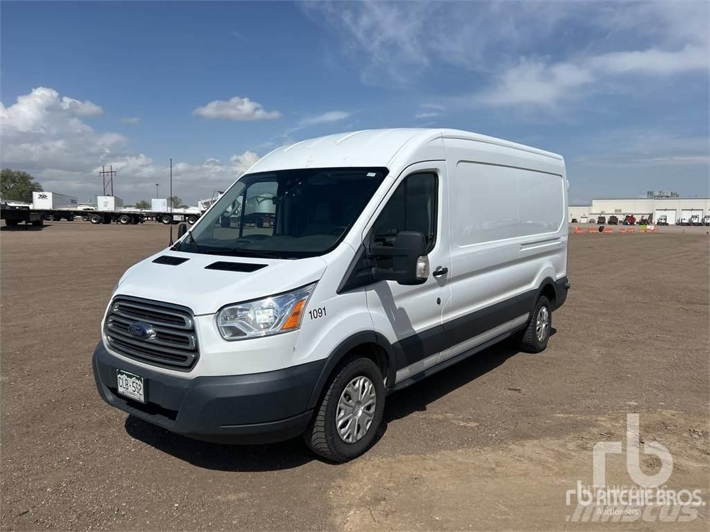 Ford E-350 Kylmä-/Lämpökori kuorma-autot