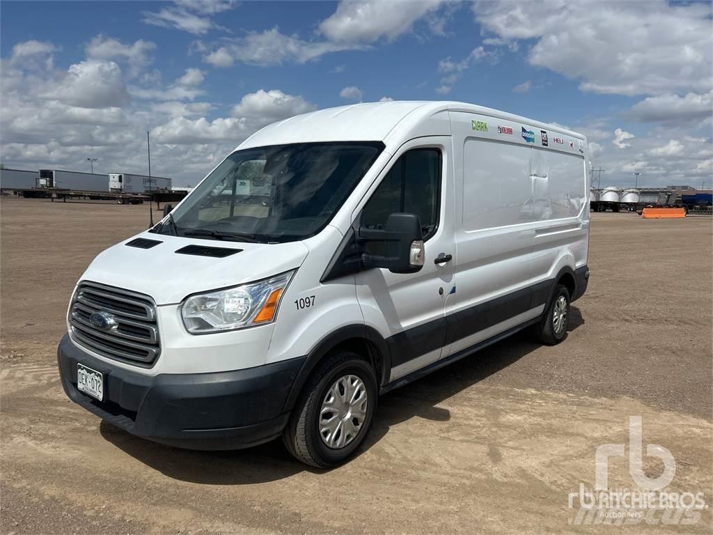 Ford E-350 Kylmä-/Lämpökori kuorma-autot