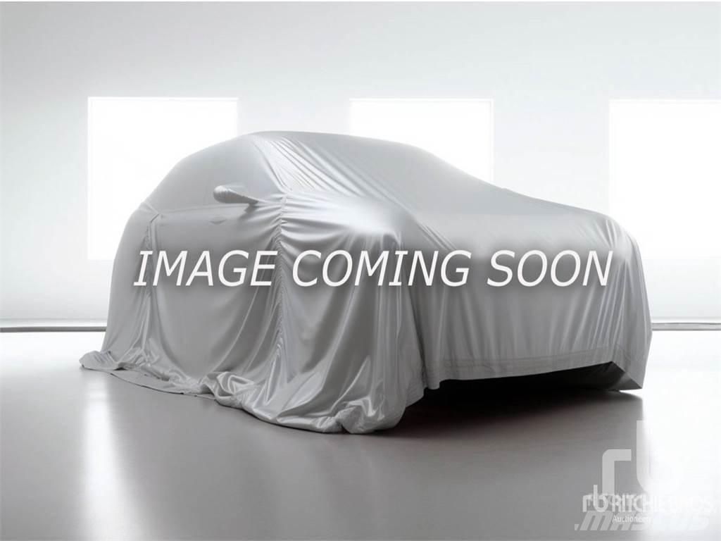 Ford E-350 Pakettiautot