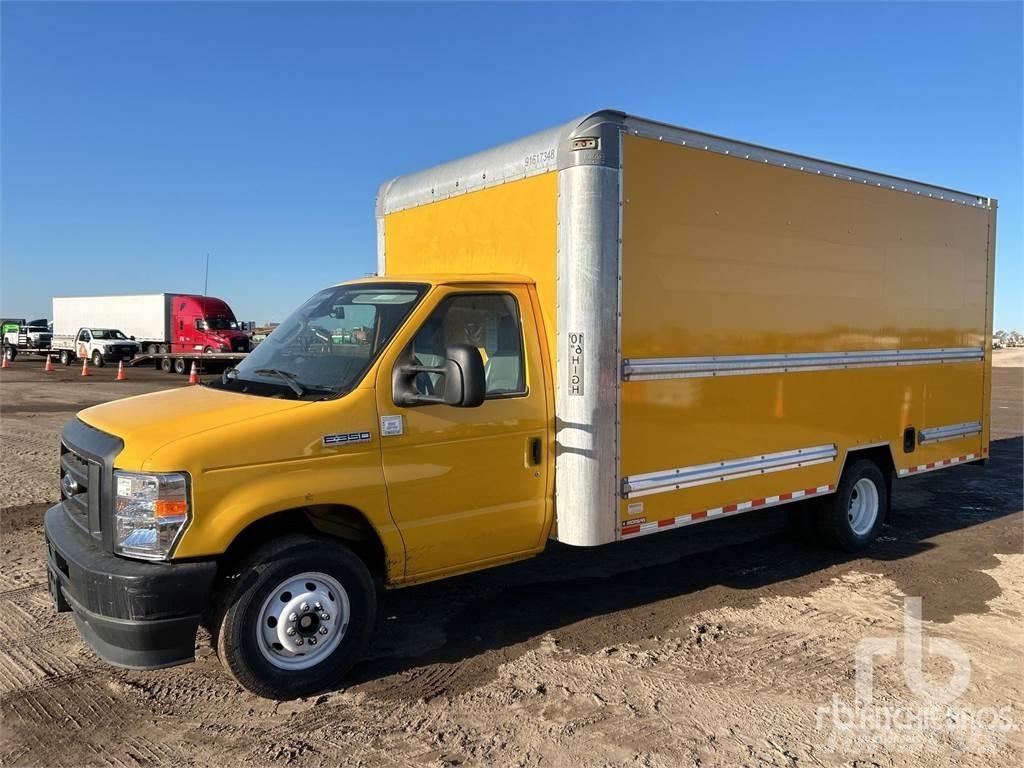 Ford E350 Pakettiautot