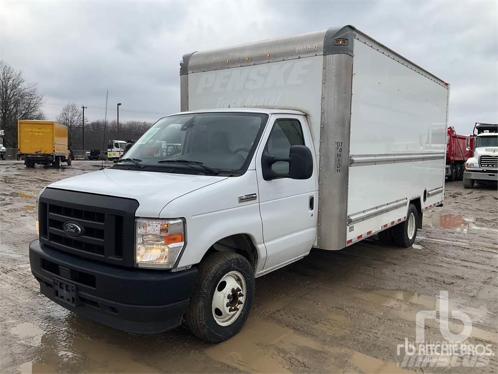 Ford E350 Pakettiautot