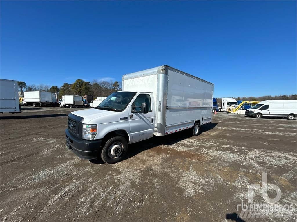 Ford E350 Pakettiautot