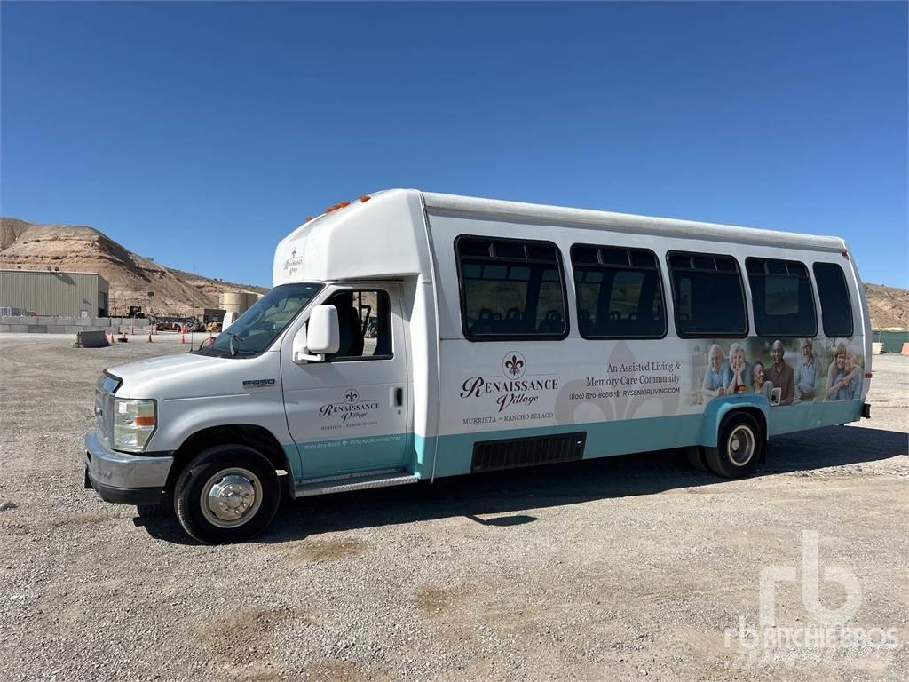 Ford E450 Linjaliikennebussit