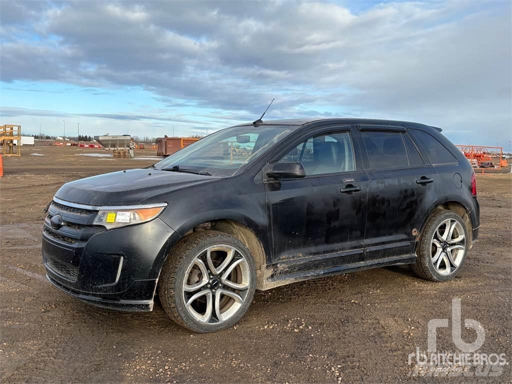 Ford EDGE Lava-autot