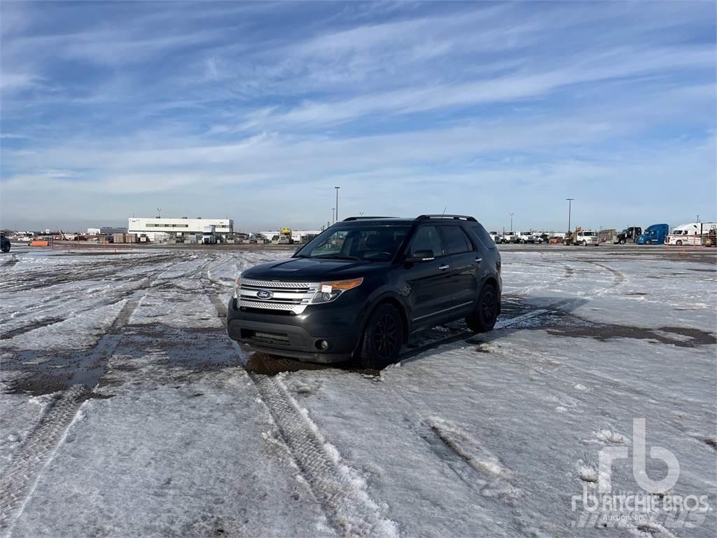 Ford EXPLORER Lava-autot