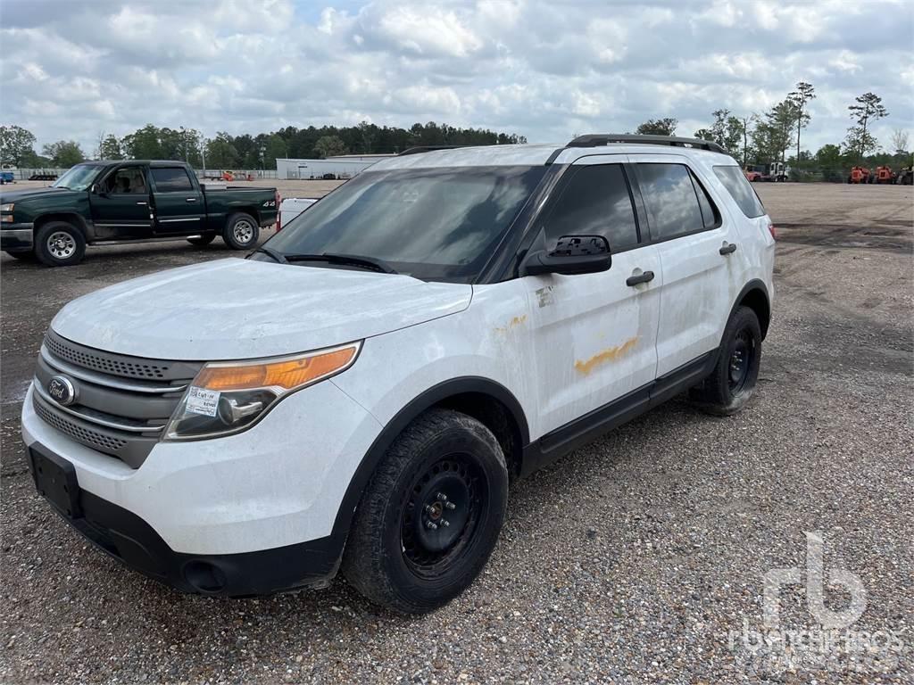 Ford EXPLORER Lava-autot