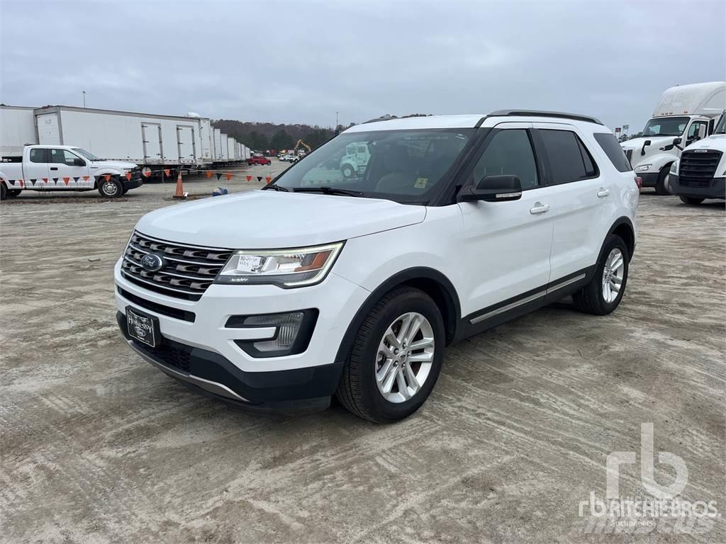 Ford EXPLORER Lava-autot