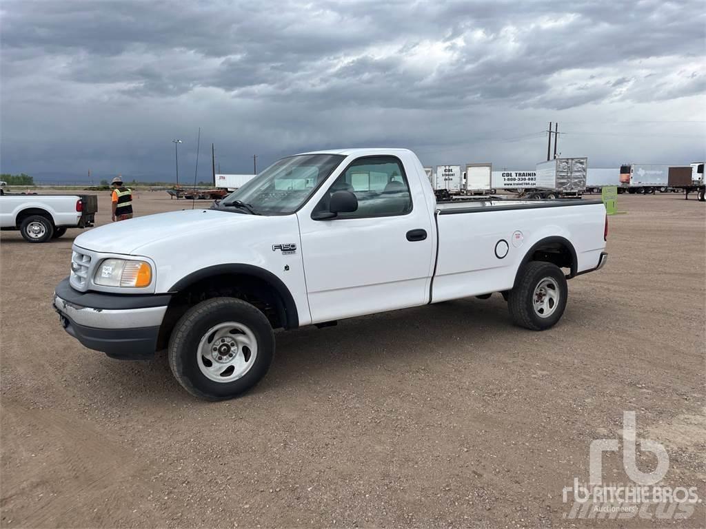 Ford F-150 Lava-autot