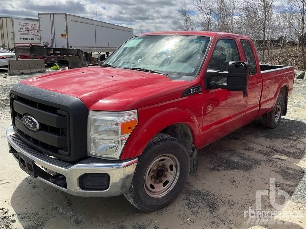 Ford F-250 Lava-autot