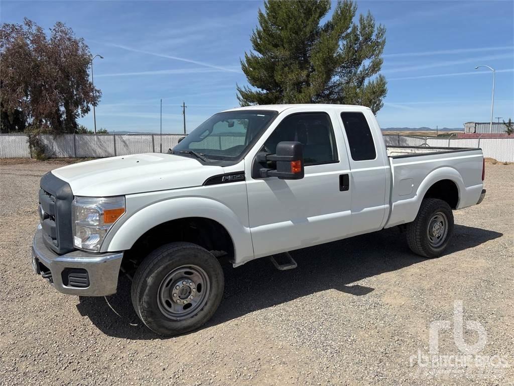 Ford F-350 Lava-autot