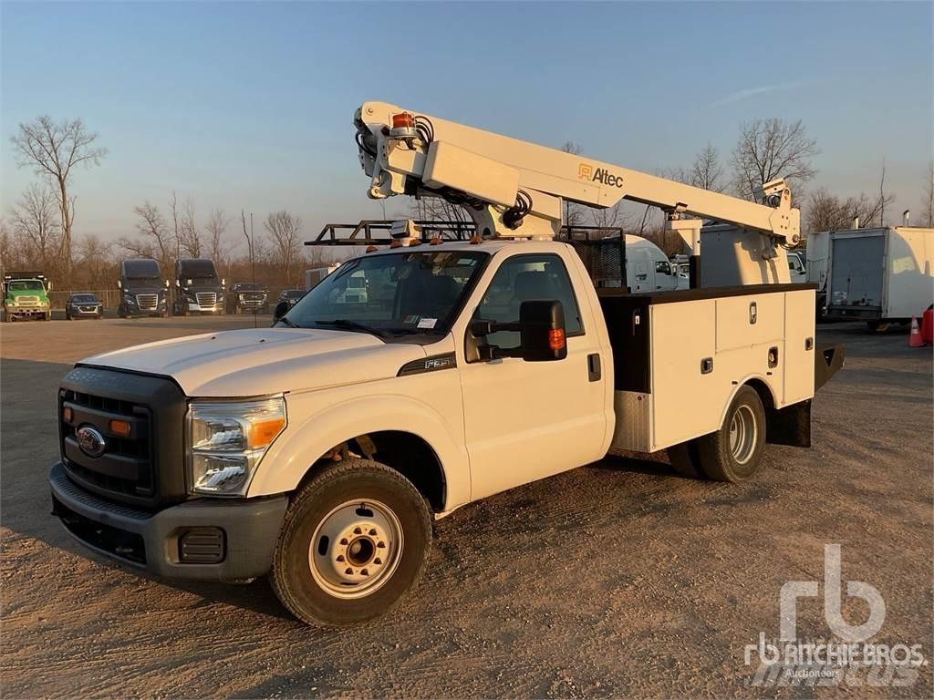 Ford F-350 Hinattavat henkilönostimet