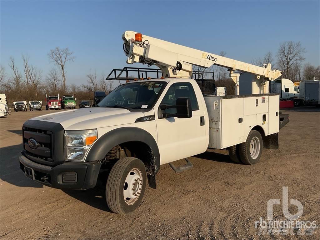 Ford F-450 Hinattavat henkilönostimet