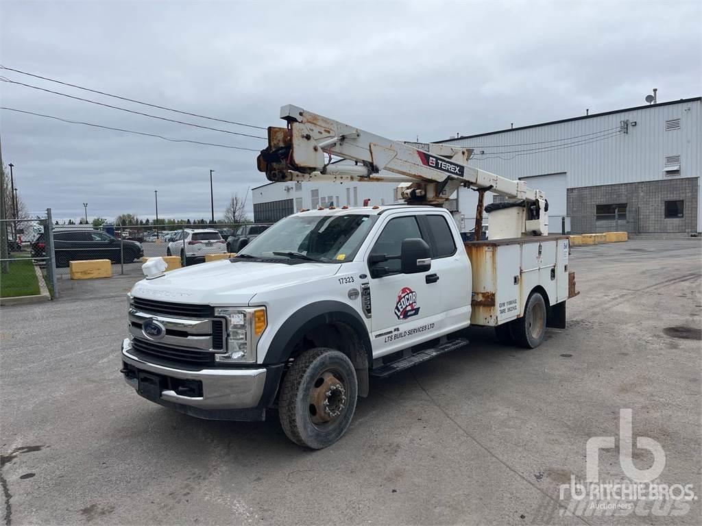 Ford F-550 Hinattavat henkilönostimet