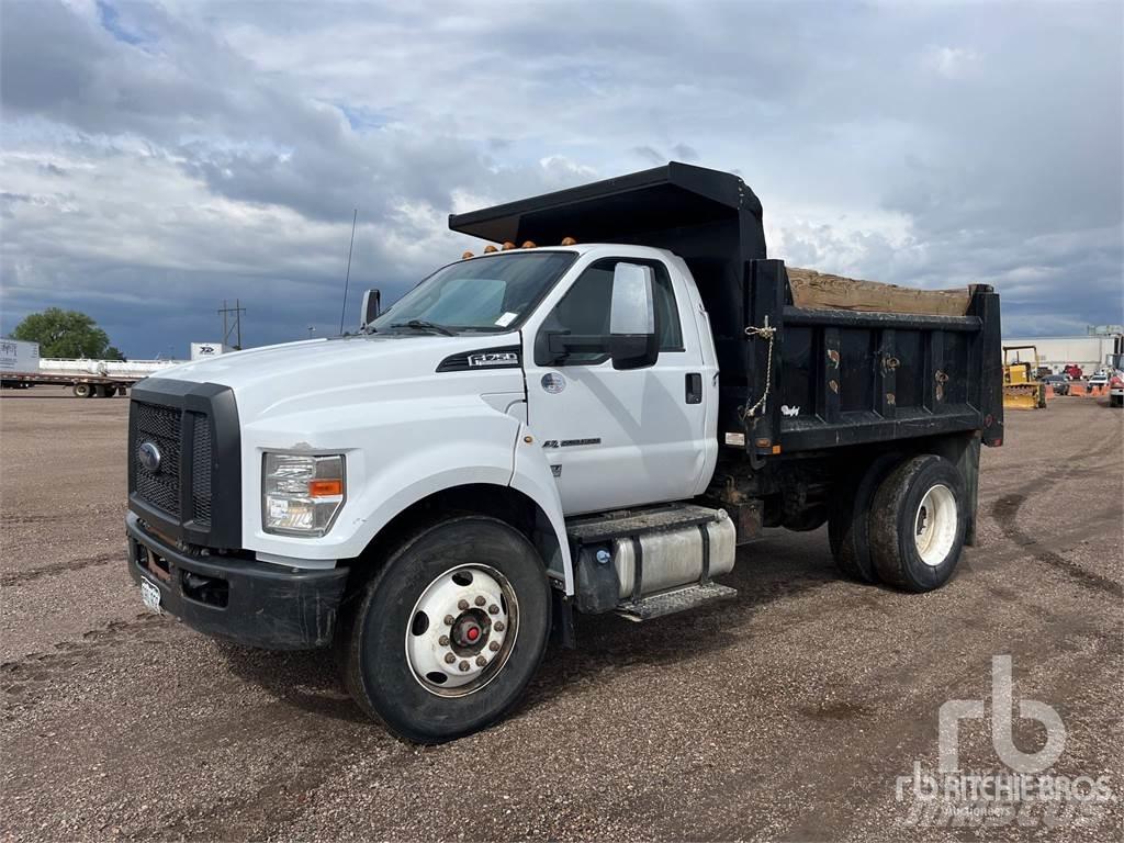 Ford F-750 Sora- ja kippiautot