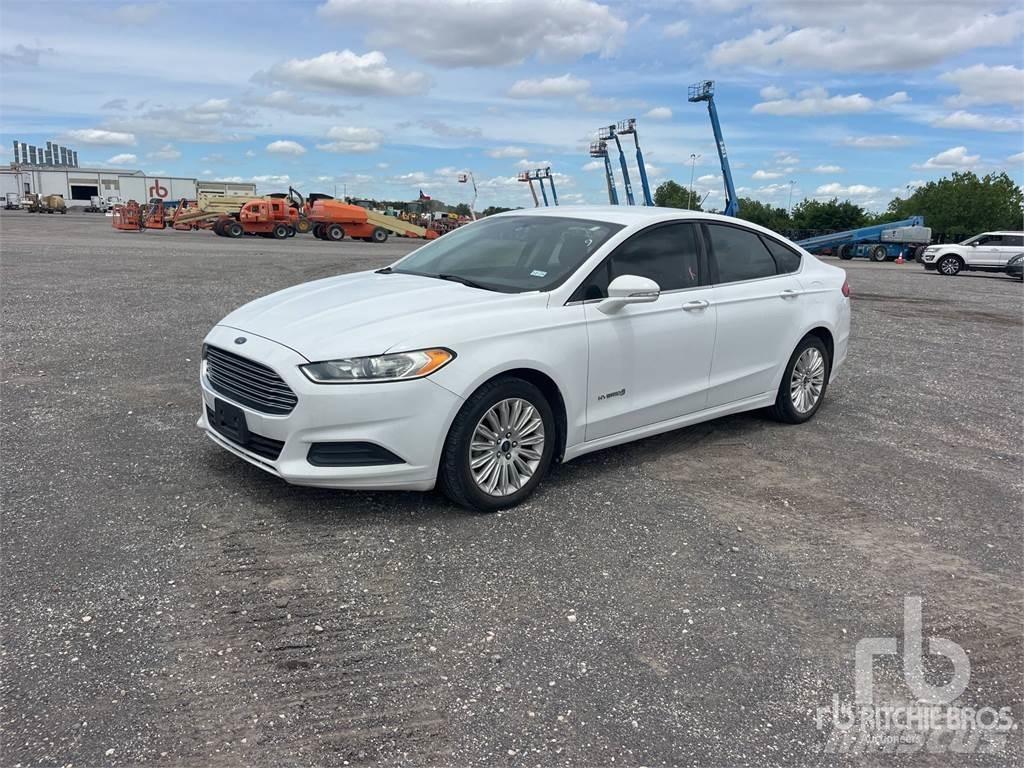 Ford FUSION Henkilöautot