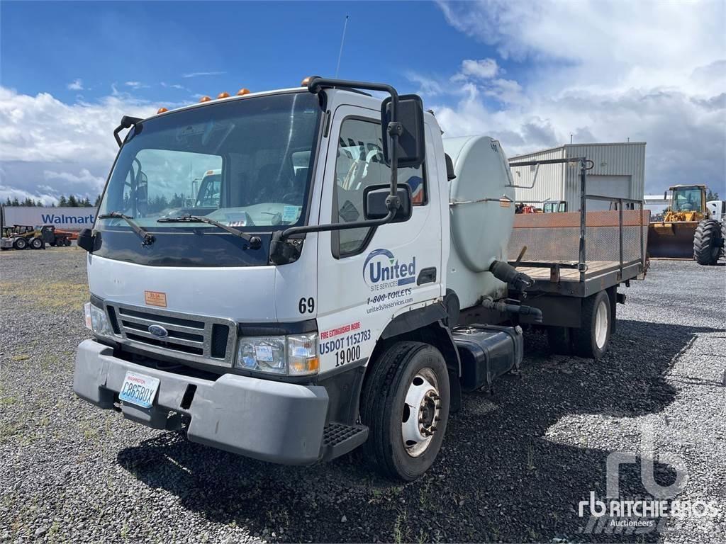 Ford LCF Paine-/imuautot