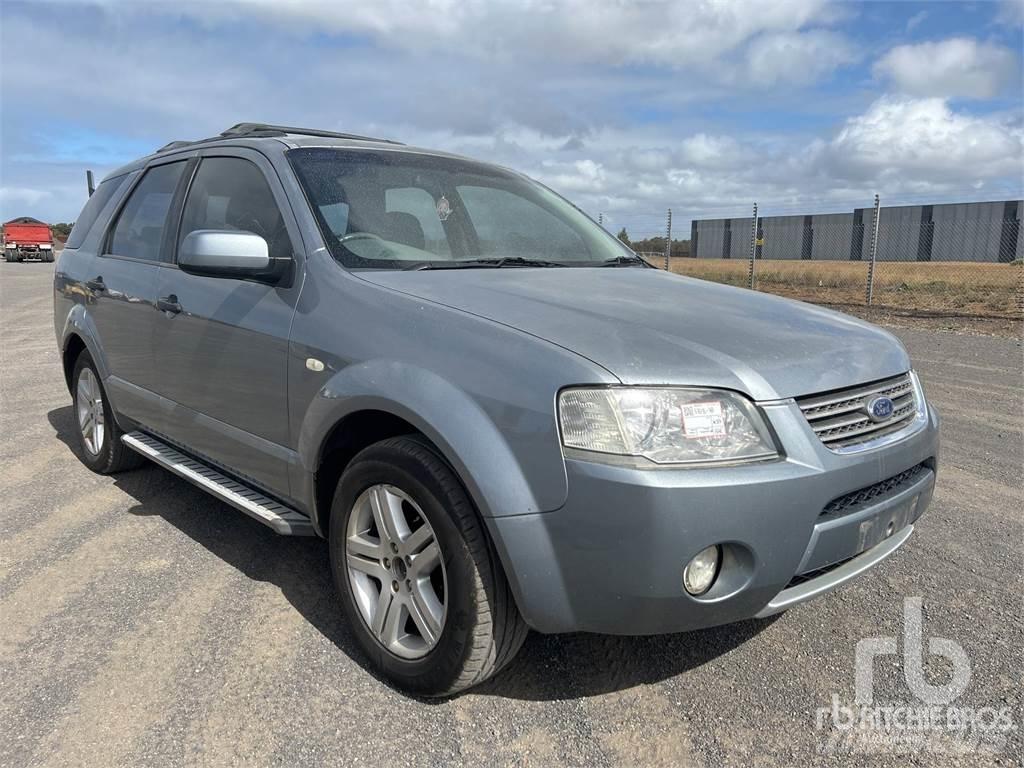 Ford TERRITORY Henkilöautot