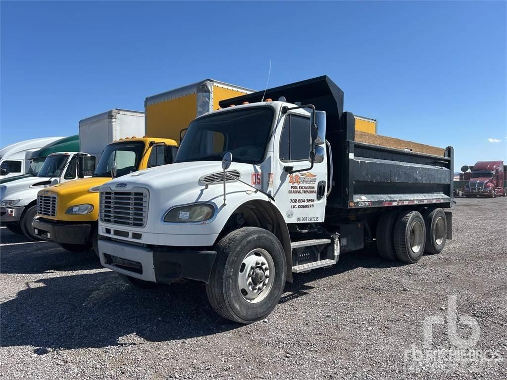 Freightliner M2 Sora- ja kippiautot