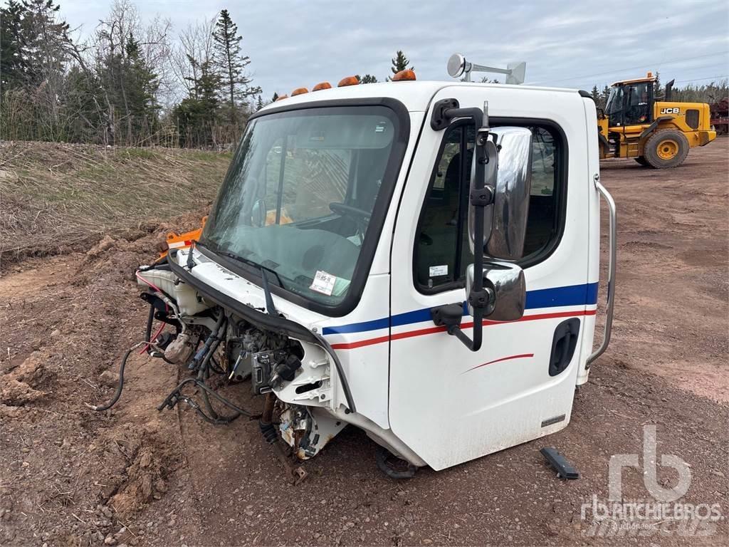 Freightliner M2 Muut