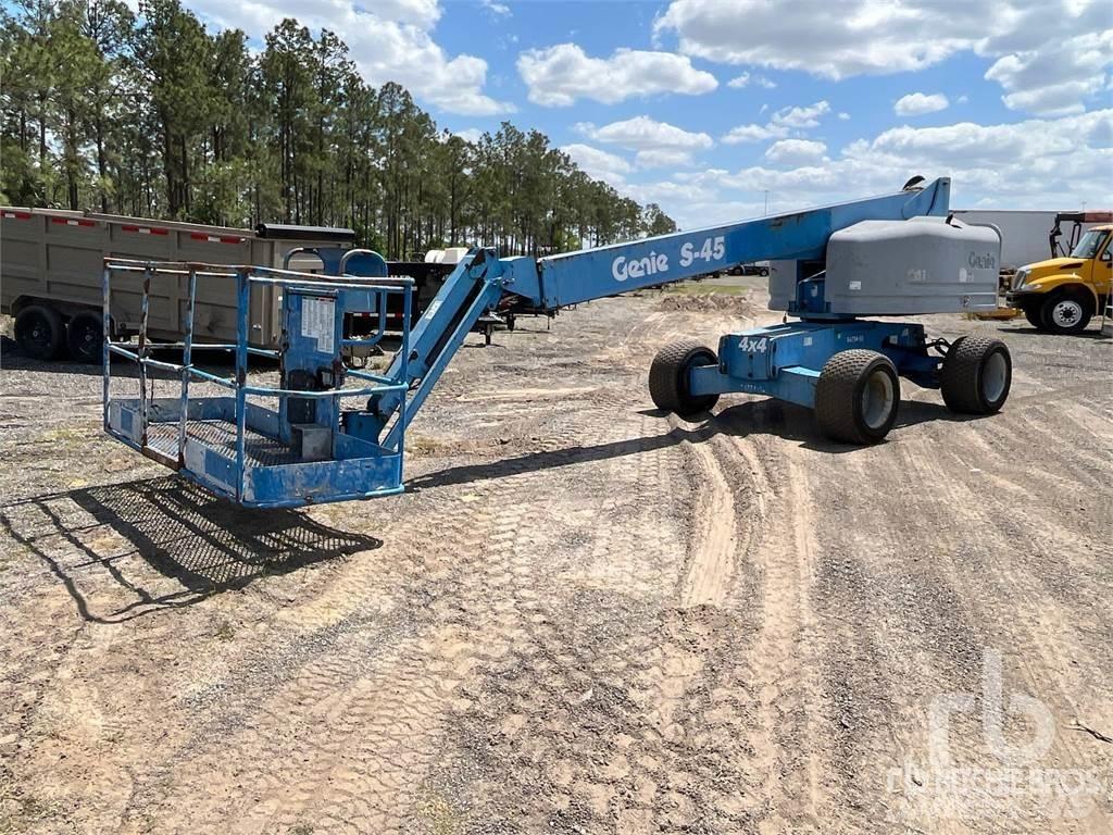 Genie S45 Kuukulkijat