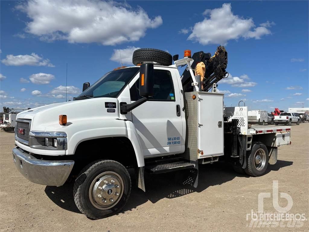 GMC C5500 Nosturiautot