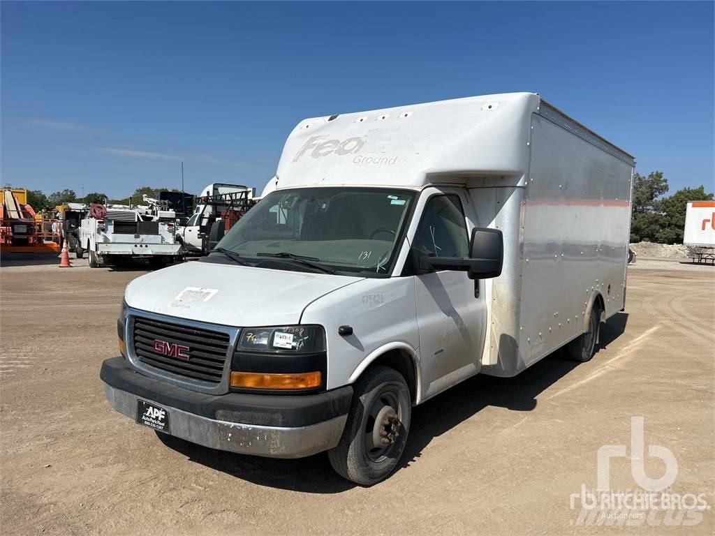GMC G3500 Pakettiautot