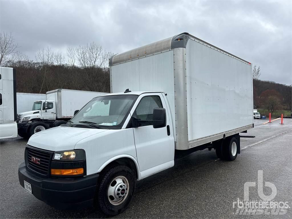 GMC G3500 Pakettiautot
