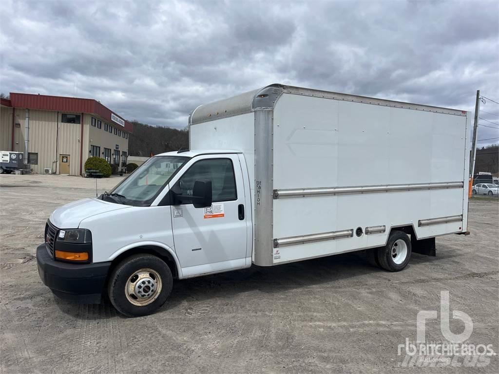 GMC G3500 Pakettiautot