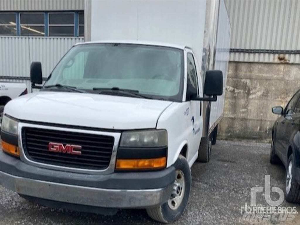GMC SAVANA 3500 Pakettiautot
