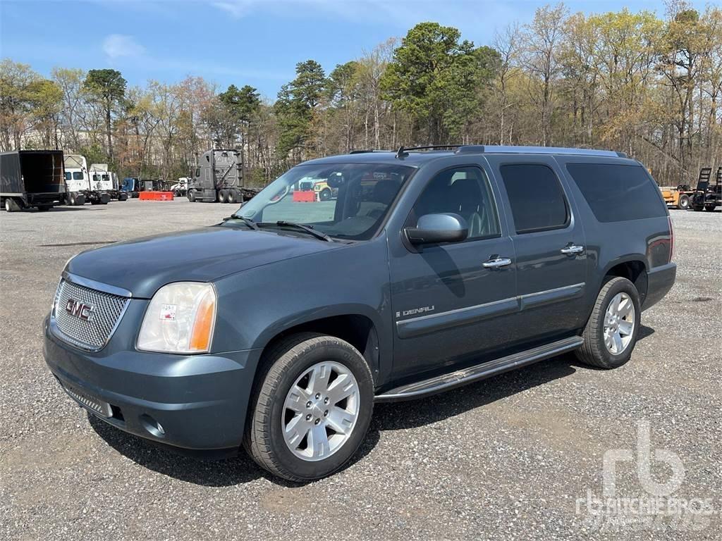 GMC YUKON Lava-autot