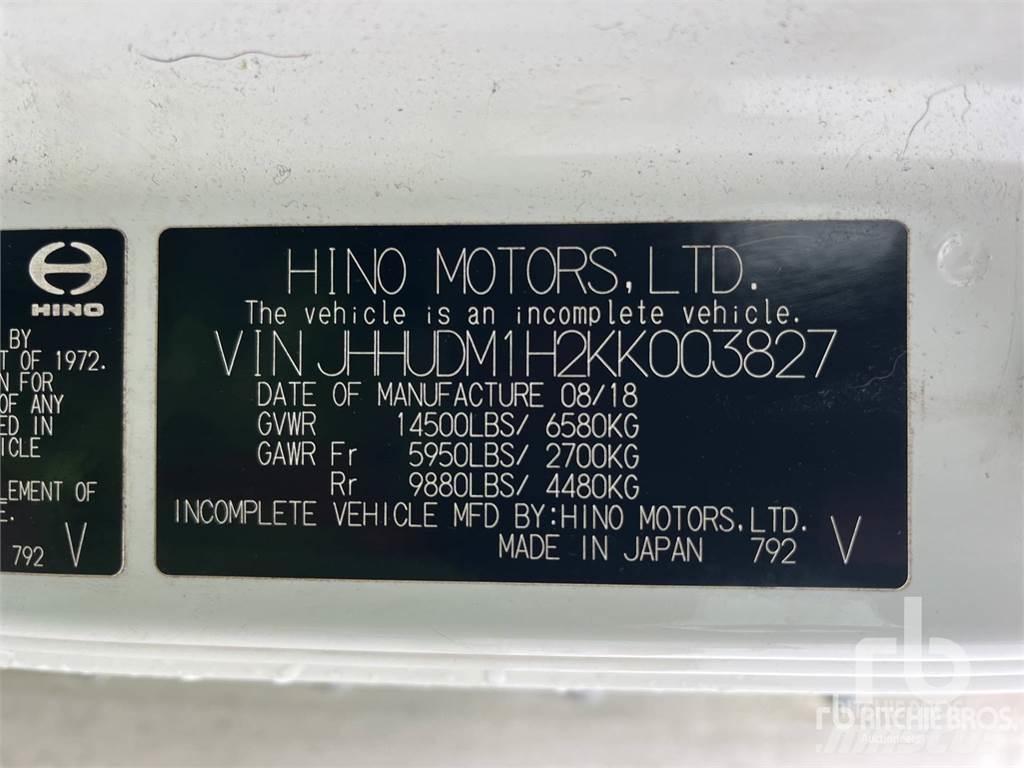 Hino 155 Pakettiautot