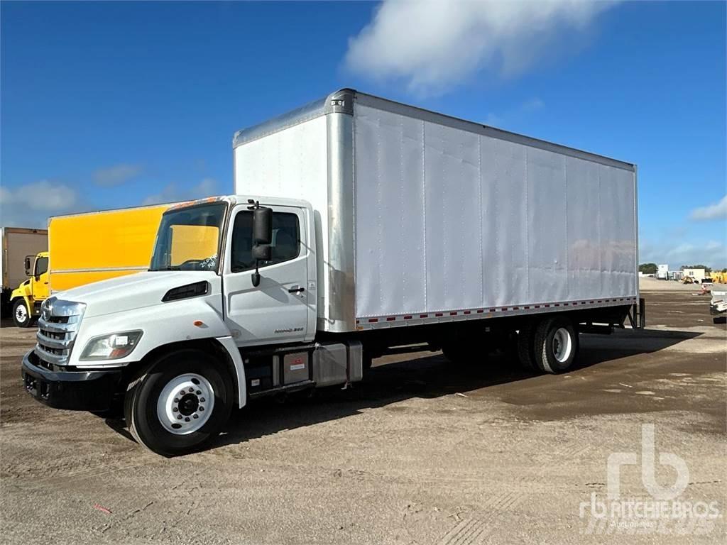 Hino 268 Pakettiautot