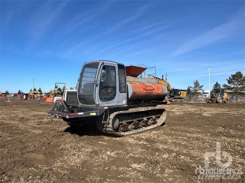 Hitachi CG110D Mönkijät