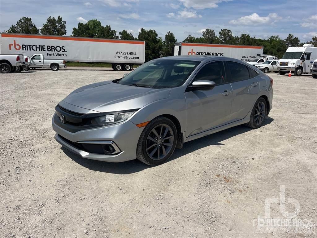 Honda CIVIC Henkilöautot