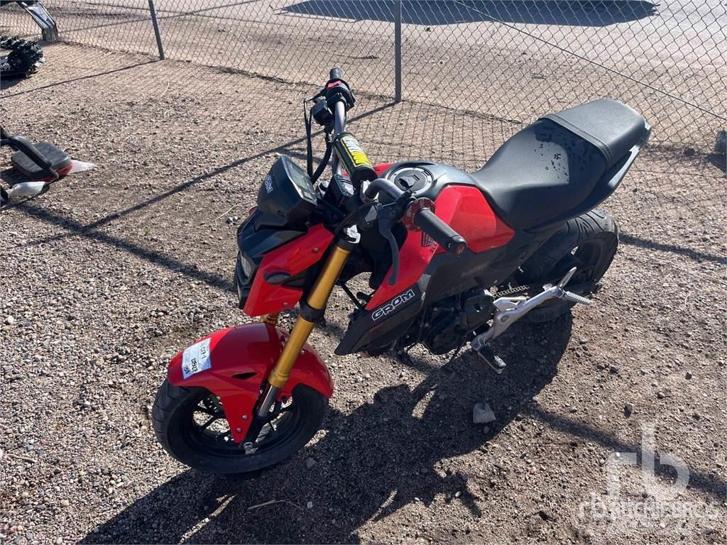 Honda GROM Henkilöautot