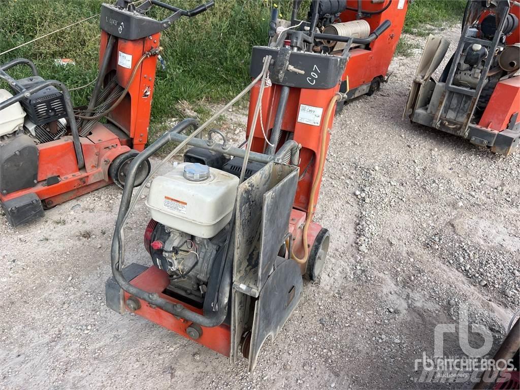 Husqvarna FS513 Asfalttileikkurit