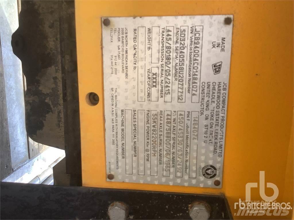 JCB 9404 Maastotrukit