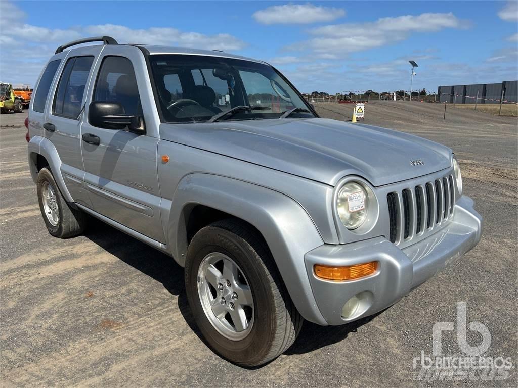 Jeep CHEROKEE Henkilöautot