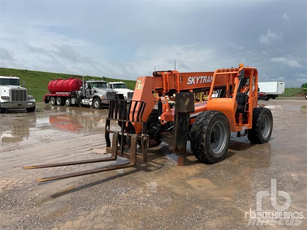 JLG 10042 Kurottajat